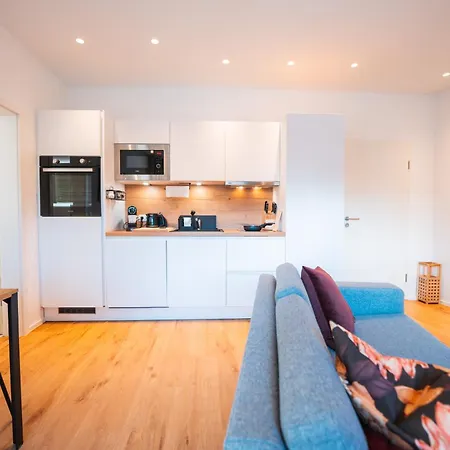 Inviting Flat Near Center & The Mosel River Coblença